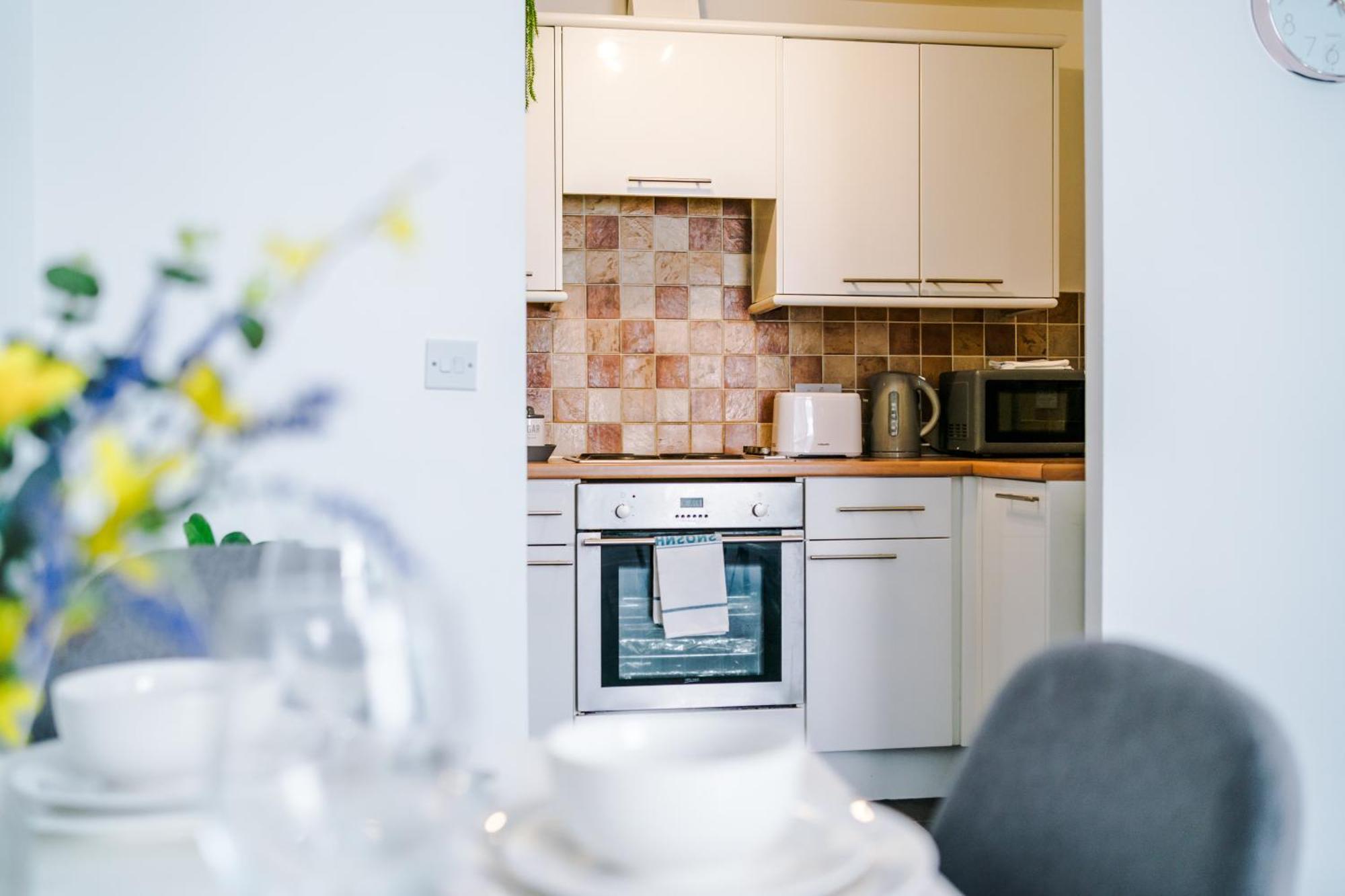 The Consort Serviced Apartment 考文垂 外观 照片